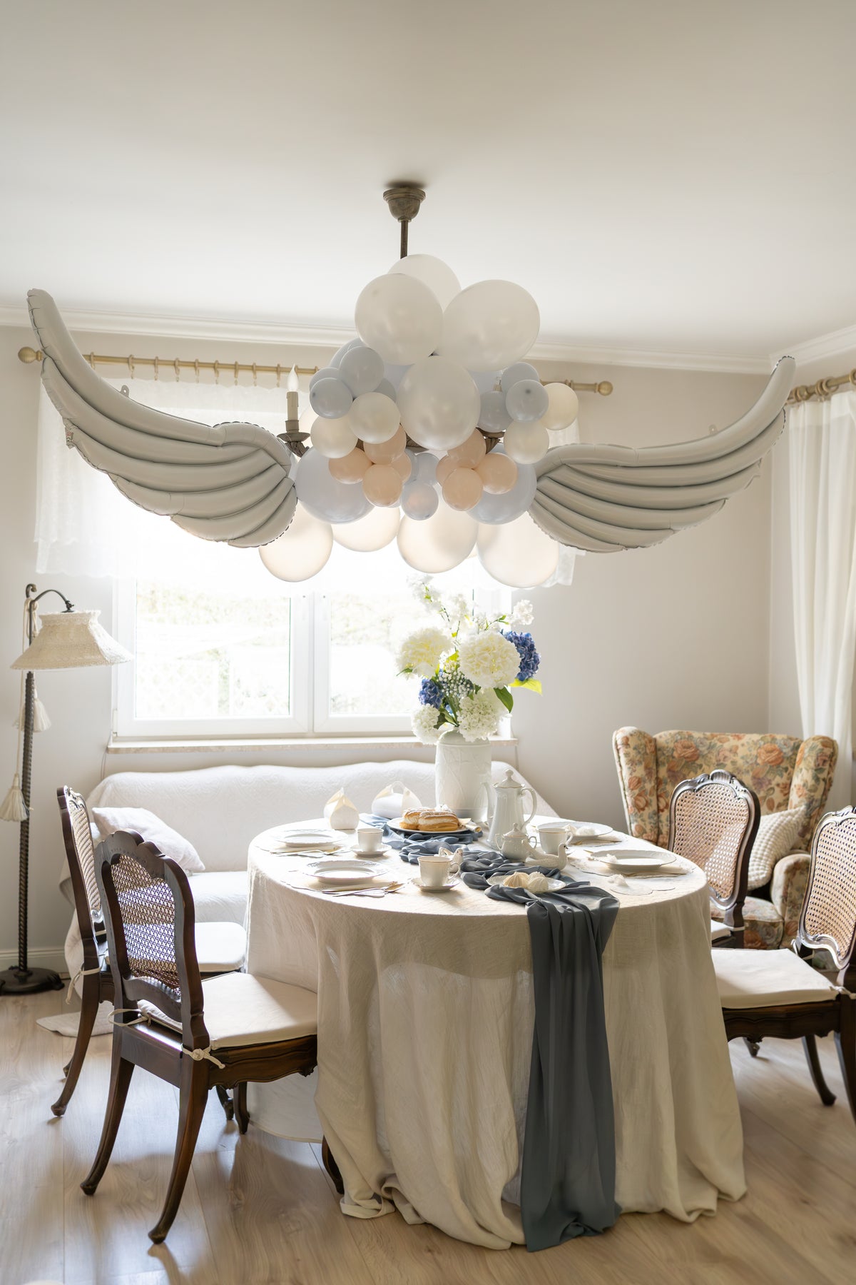 Set of 2 Foil Balloons, Angel Wings Figurine, 104x60 cm