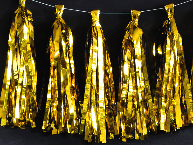 Decorative Gold Garland 12 Tassels/2m PDC1034