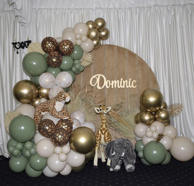 30cm Safari Giraffe Latex Balloons - Chocolate Brown (Print: Gold)